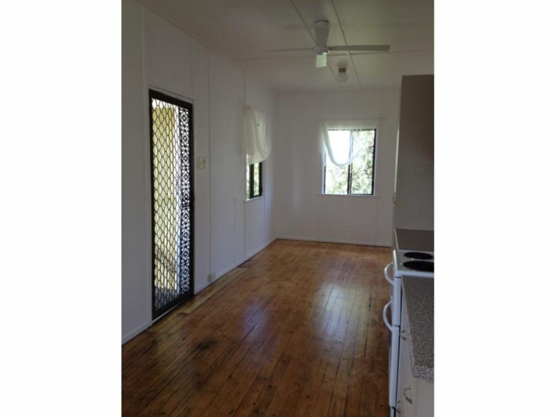 75 Hamilton Avenue, Wandal QLD 4700